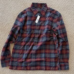 Banana Republic Men's Plaid Shirt in Burgundy and Navy